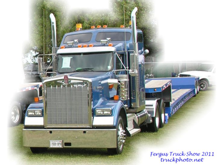 Blue Kenworth Highway Tractor Fergus Truck Show 2011