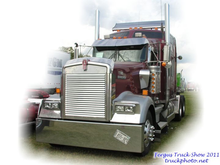 Burgundy-Kenworth-Fergus-Truck-Show-2011